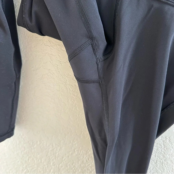 Lululemon Train Times 7/8 Pant in black - Picture 5 of 11
